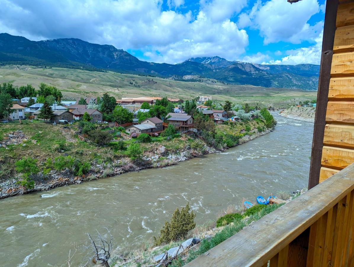 Yellowstone Treasure Guesthouses On The River Gardiner Kültér fotó