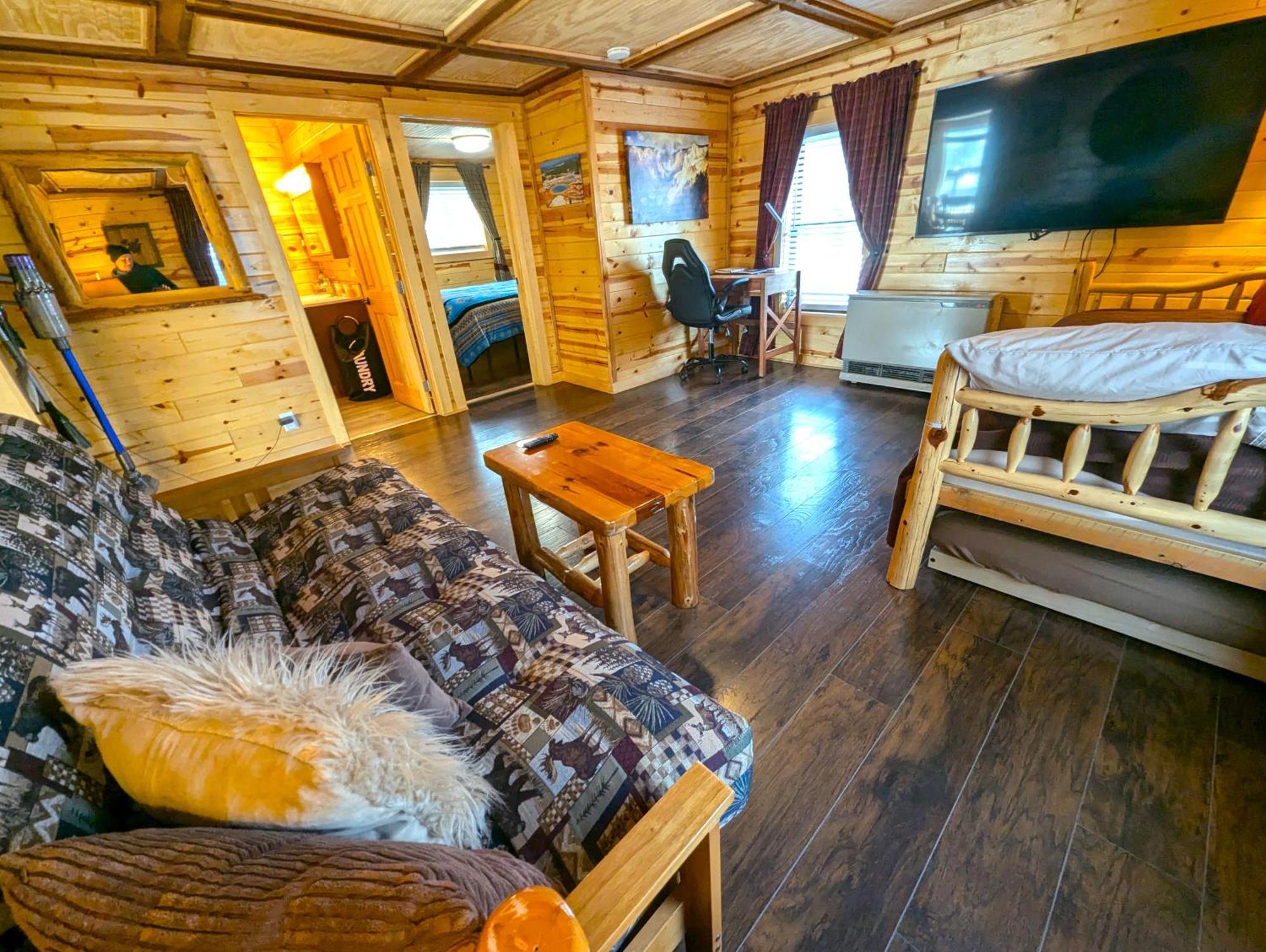 Yellowstone Treasure Guesthouses On The River Gardiner Kültér fotó