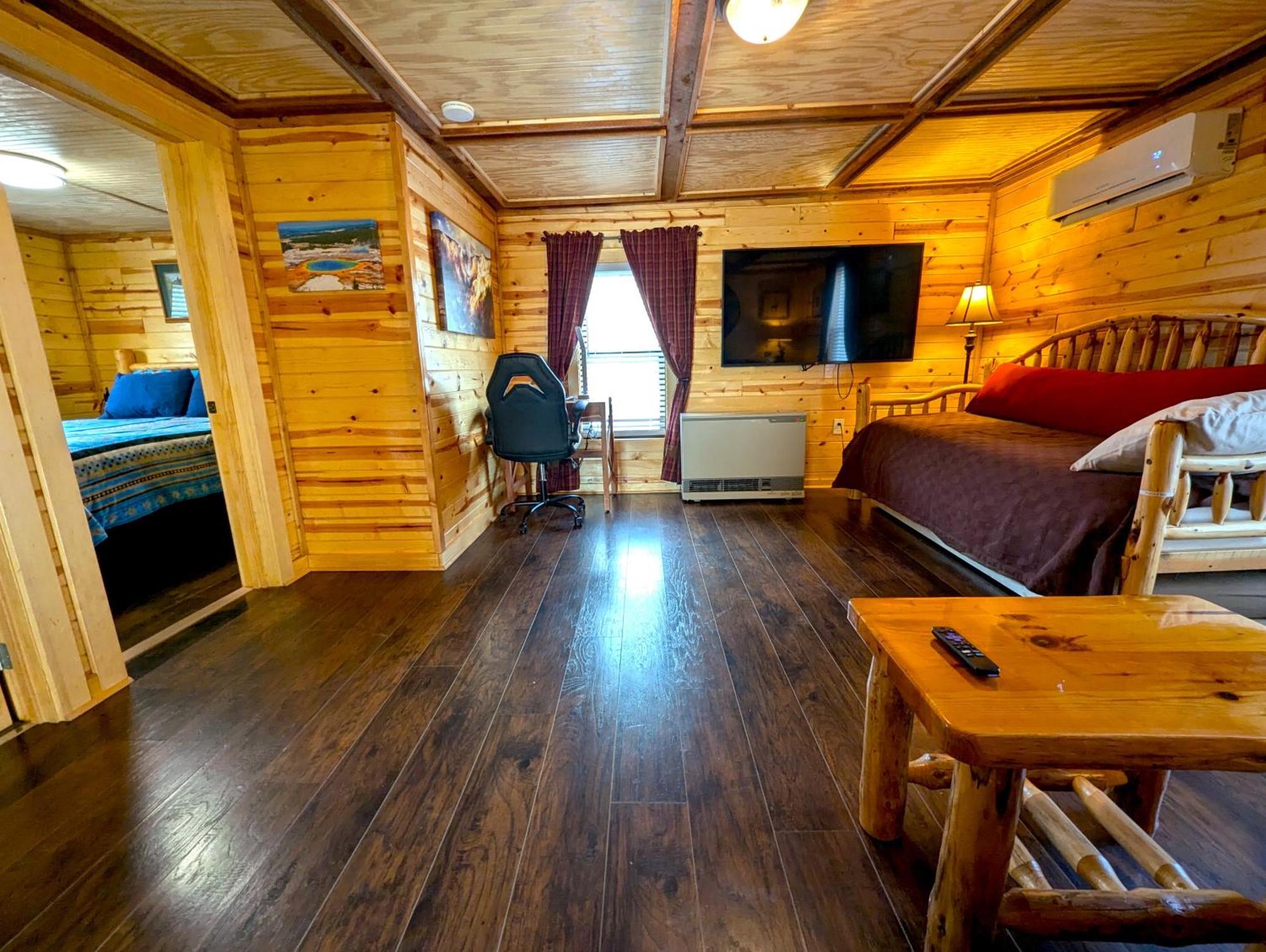 Yellowstone Treasure Guesthouses On The River Gardiner Kültér fotó